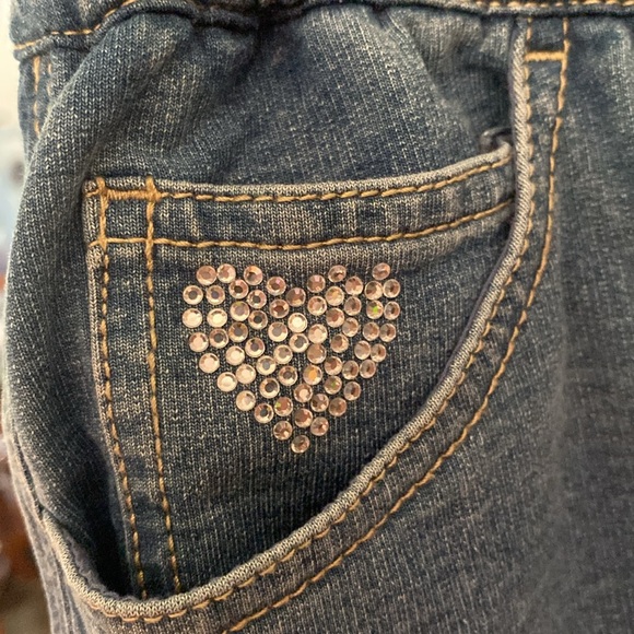 Denim pull-on skort - Picture 2 of 8